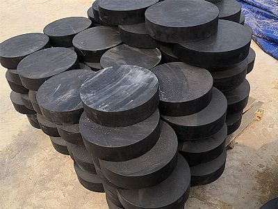 南涧县板式橡胶支座由若干层橡胶片与薄钢板经加压硫化